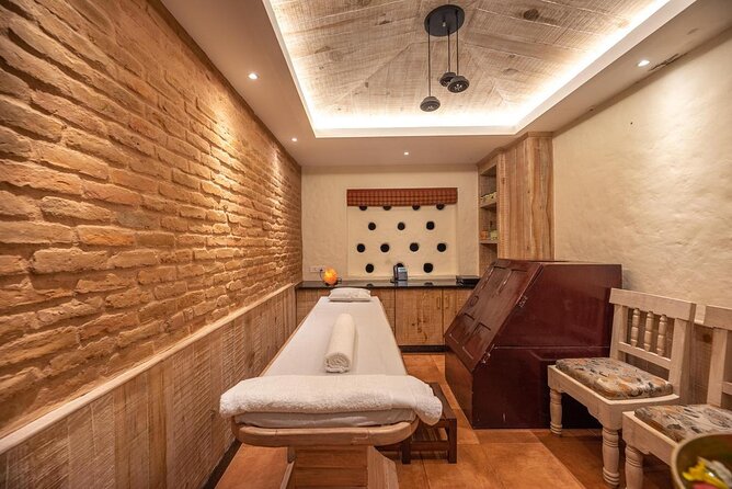 21 Day Ayurveda & Yoga Retreat in the Himalayan country, Nepal - Kathmandu time between treatments
