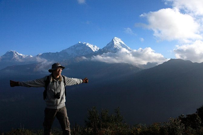4-day Poon Hill Trek - The guide and the group size
