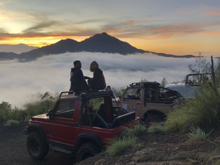 A Memorable Nagarkot Sunrise & Hike to Dhulikhel Day Tour - The pre-dawn drive to Nagarkot