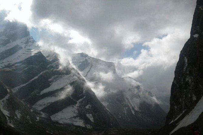 Annapurna base camp -9 days - Day 5: Machhapuchhre Base Camp and the sacred valley