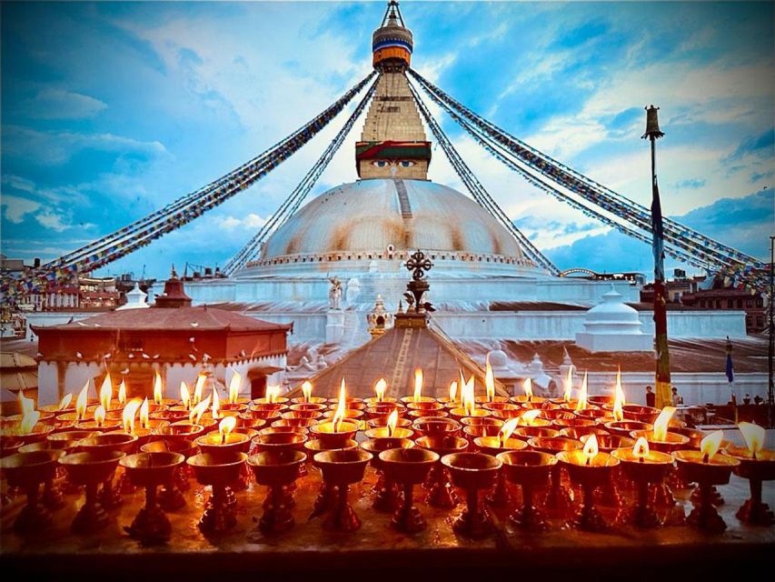 Bhaktapur Durbar Square and Boudhanath Stupa - Bhaktapur Durbar Square: 90 minutes of Newari craft and palace streets