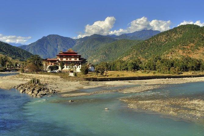 Bhutan Tour- 4 DAYS 3 NIGHTS - Day 4: A scenic flight out of Bhutan