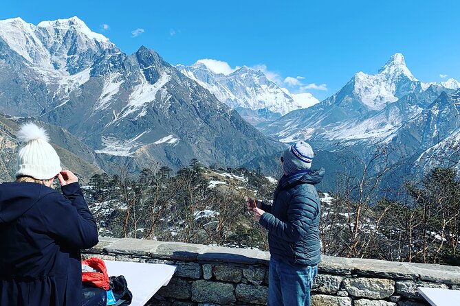 Everest Base Camp Helicopter Tour landing at Everest View Hotel - Flying over Base Camp and Kala Patthar