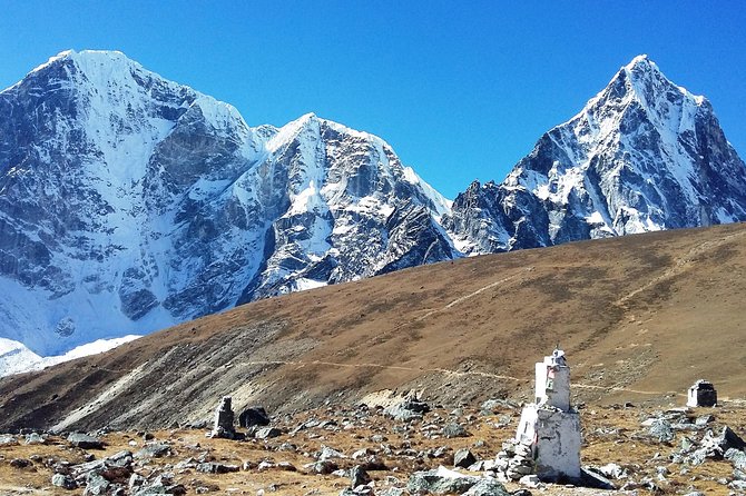 Everest Base Camp trek 12 days from Kathmandu - Day 4: Tengboche combines mountain views with a major monastery