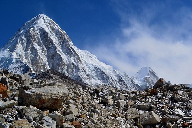 Everest Base Camp Trek 15 Days - Guides, porters, and the value of a private group