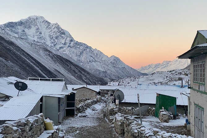 Everest Base Camp Trekking - 13 Day - Day 2: The dramatic flight to Lukla