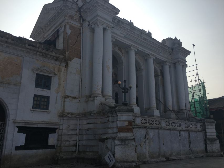 "Explore Kathmandu Rich Heritage: City Highlights Bus Tour" - A low-cost circuit through Kathmandu’s most famous sights
