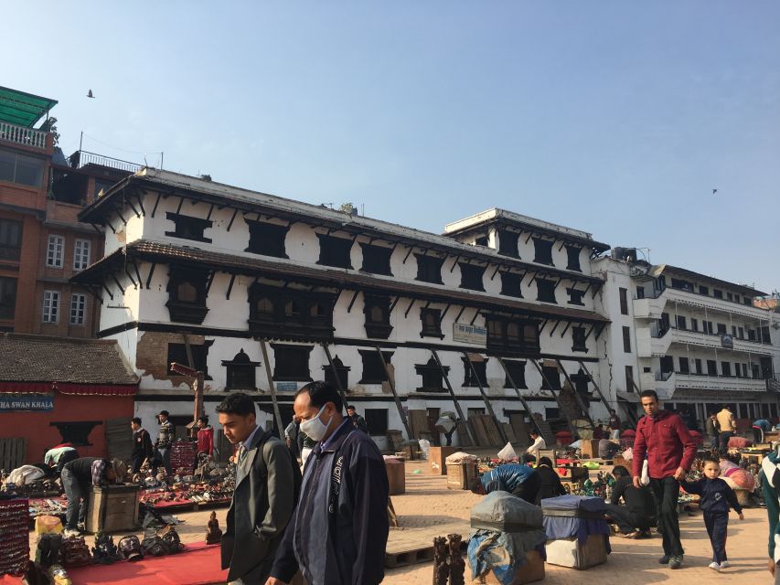 "Explore Kathmandu Rich Heritage: City Highlights Bus Tour" - Meeting in Thamel and handling the pickup