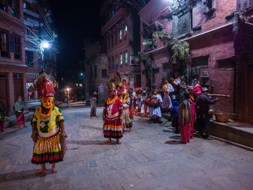From Kathmandu: Half-Day Guided Tour of Bhaktapur - Nyatapola Temple and its five levels