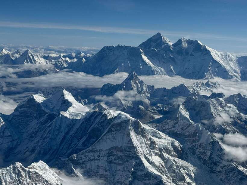 Kathmandu: 1-Hour Mount Everest Flight with Private Transfer - Guaranteed windows and the best way to use them