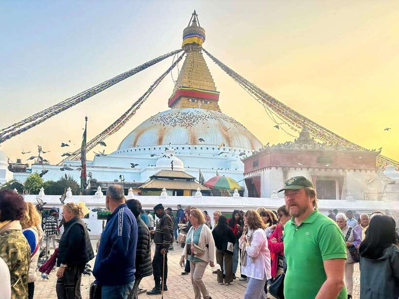 Kathmandu: 7 UNESCO Sites Tour in 1 Day (Private Tour) - Boudhanath, prayer, shops, and a memorable lunch break