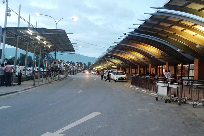 Kathmandu Airport Transfer to hotels – Easy, Safe & Hassle-Free - The drive through Kathmandu traffic