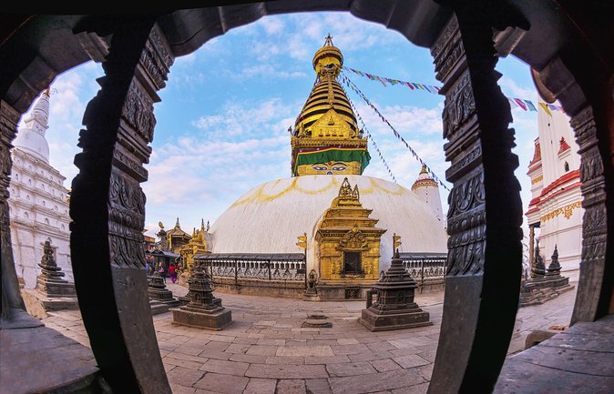 Kathmandu city tour - 4 UNESCO World Heritage Sites - Boudhanath’s enormous white stupa