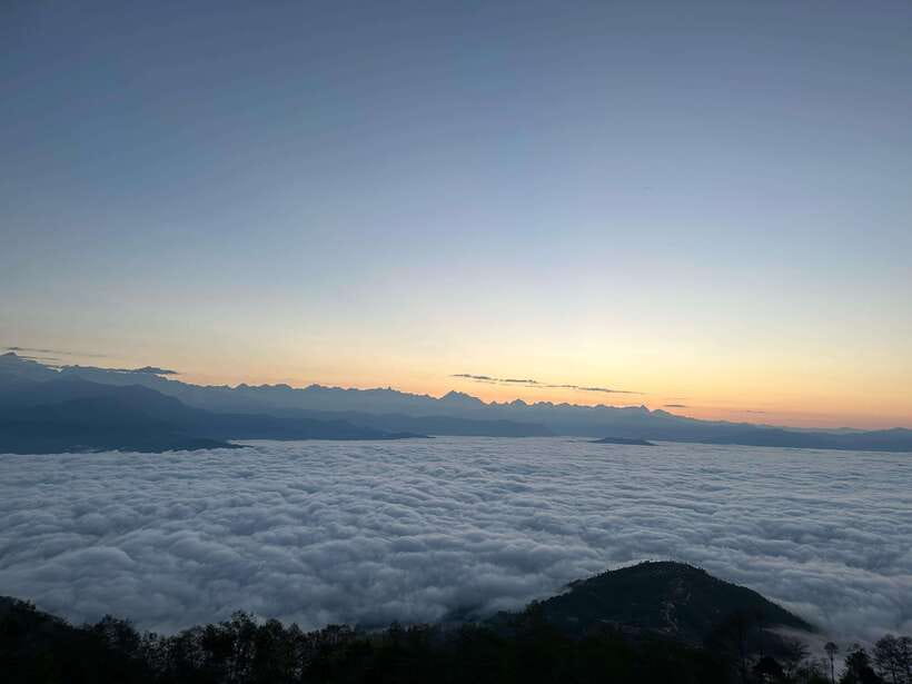Kathmandu: Nagarkot Sunrise & Hiking to Changunarayan - The views that build toward Nagarkot