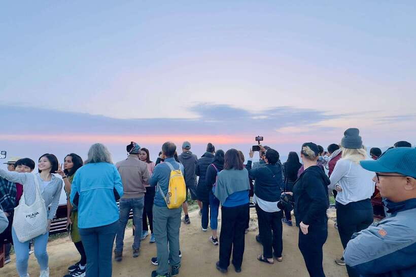 Kathmandu: Nagarkot Sunrise Tour Private or Group with Lunch - The return to Kathmandu by 9:00 AM