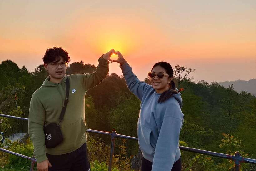 Kathmandu: Nagarkot Sunrise View & Morning Hike with Lunch - Breakfast before the trail