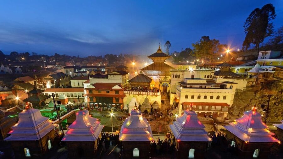 Kathmandu: Pashupatinath Temple Aarti Night Tour - Practical details for a respectful visit