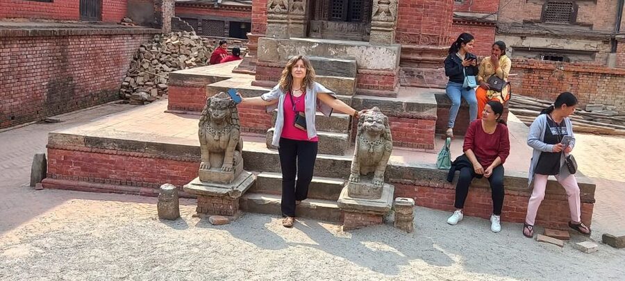 Kathmandu: Private Bhaktapur and Patan Sightseeing Tour - The guide can make or break the day
