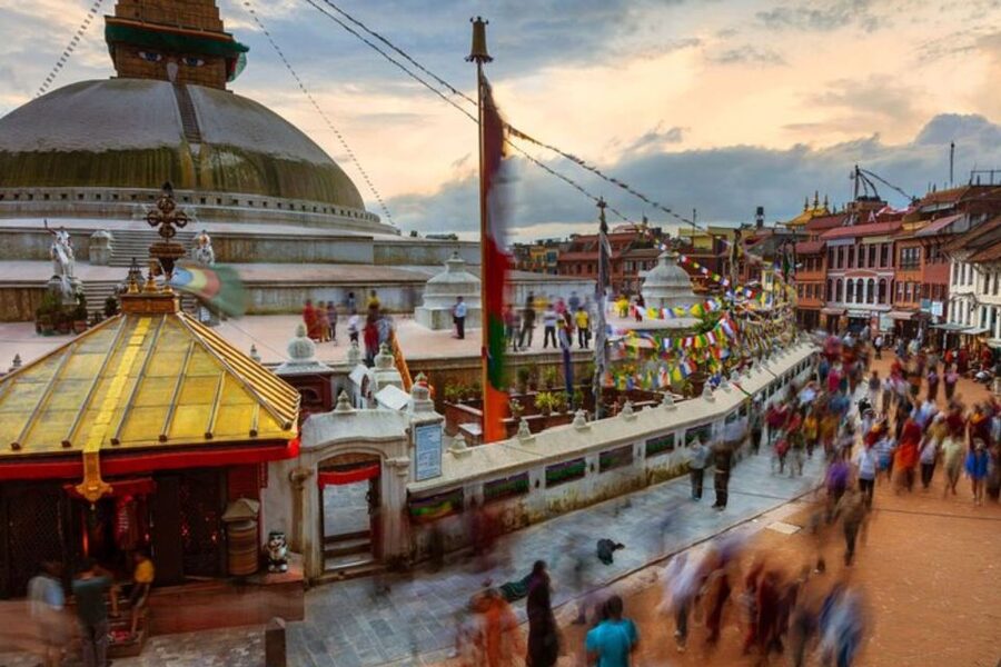 Kathmandu: Private custom tour with a local guide - Why a private walk helps in Kathmandu