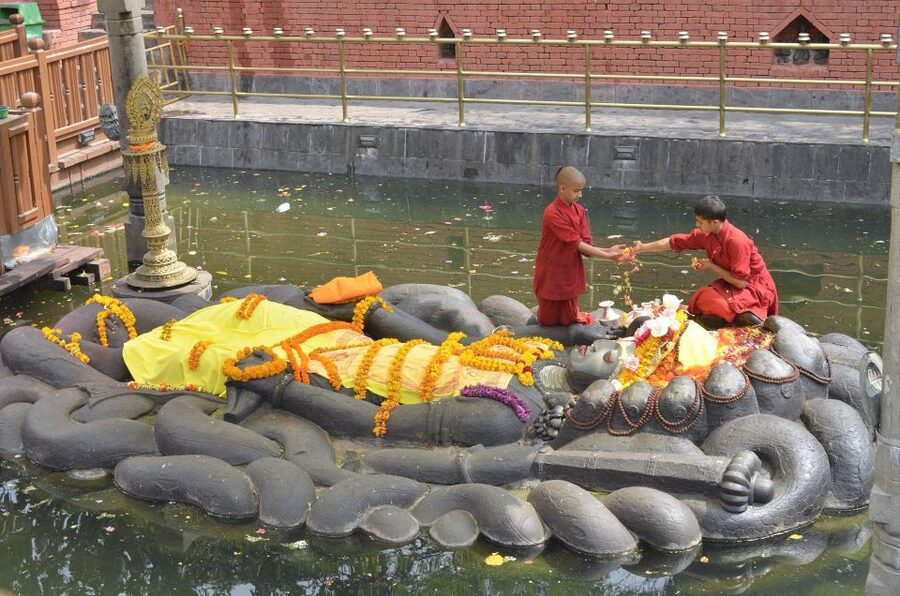 Kathmandu Sightseeing By Bus Day Trip - Key Points