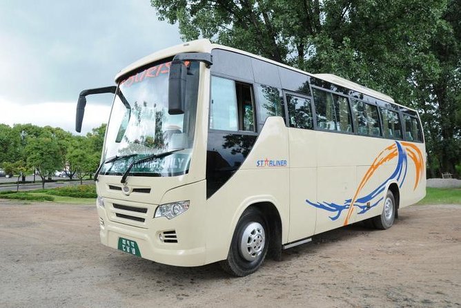 Kathmandu to Chitwan Tour by Tourist Bus - A Convenient and Affordable Way - Starting at Sorhakhutte Bus Stop in Kathmandu