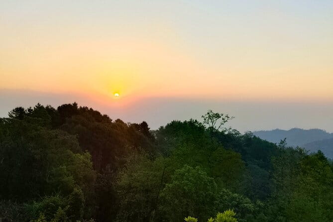 Nagarkot Sunrise View & Day Hiking with Lunch - Private/Group - Nagarkot before sunrise