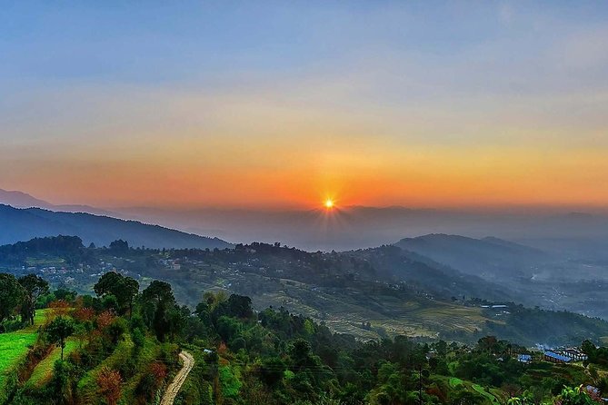 Nagarkot Sunset view tour from Kathmandu - A short stop in Nagarkot village