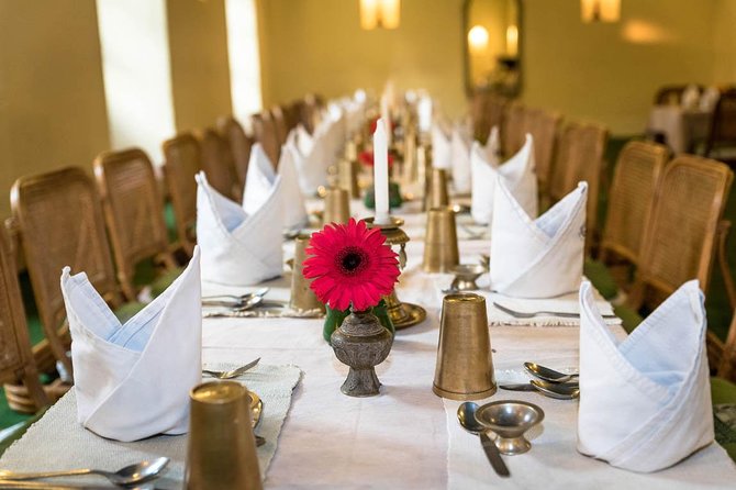 Nepali Dinner with Cultural Show in Kathmandu - The 6:00 pm pickup and Kathmandu transfer