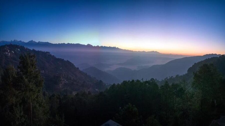 Panoramic Day Hike from Nagarkot to Changunarayan with Lunch - From the market into Nepal’s rural foothills