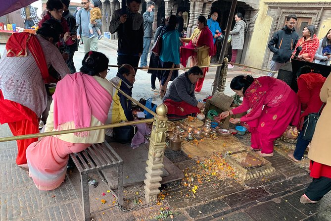 Private tour of Major highlights of Kathmandu top rated places - Pashupatinath and the reality of Hindu ritual