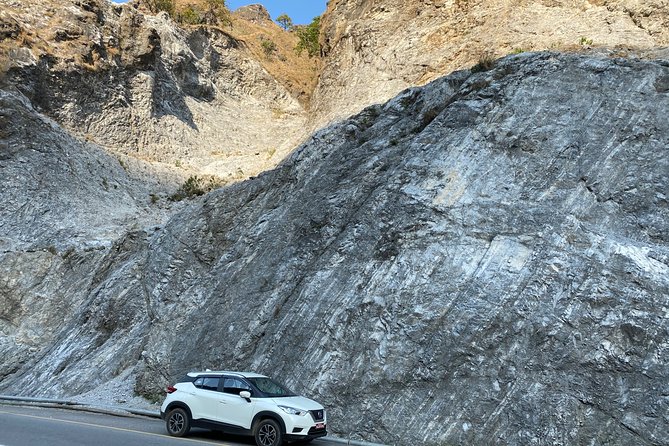 Private Vehicle Intercity Drive in Nepal (Kathmandu - Pokhara - Chitwan) - Pokhara to Chitwan across a different highway