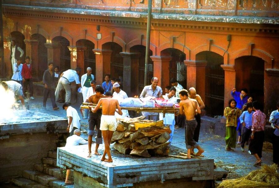 Sacred Pashupatinath: Aarati,Cremation Rites & Boudha Stupa - Key points at a glance