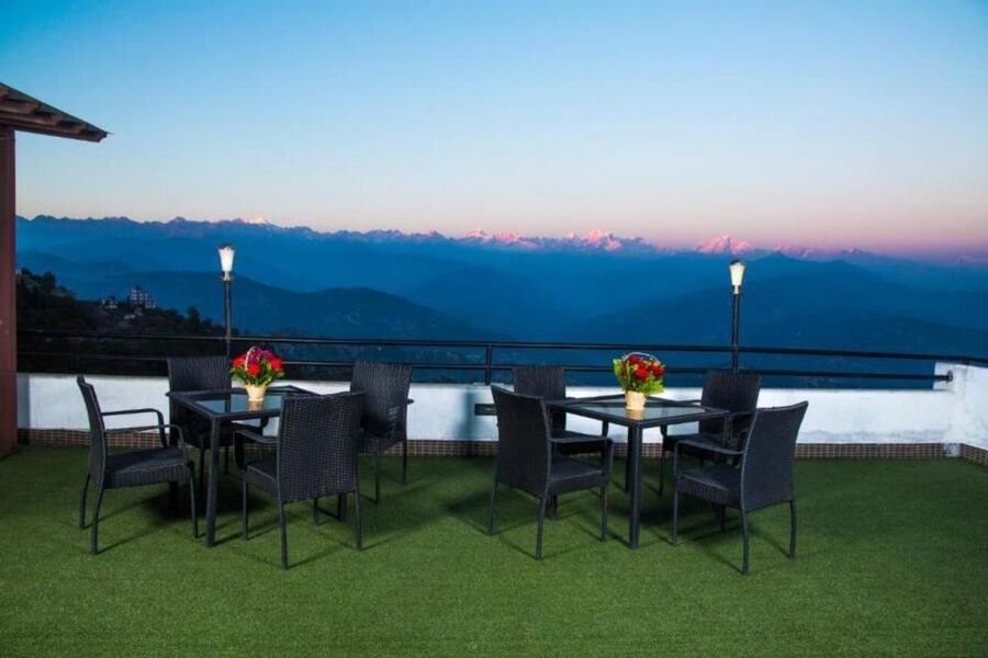 Sundarijal-Chisapani-Nagarkot Trek with Changunarayan - Who will enjoy this trip most
