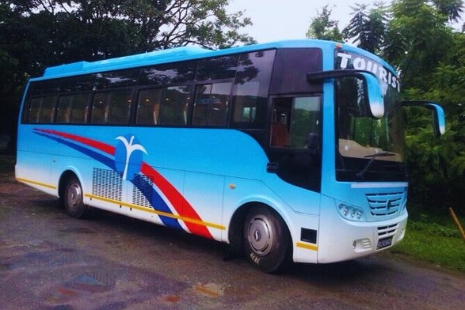 Tourist Bus Tickets: Kathmandu to Pokhara or Pokhara to KTM - The 30-minute lunch stop