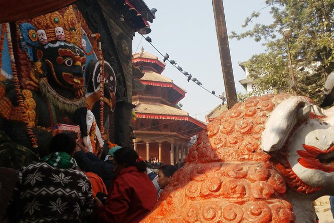Walking tour of Kathmandu with awesome local guides - What the private guide adds
