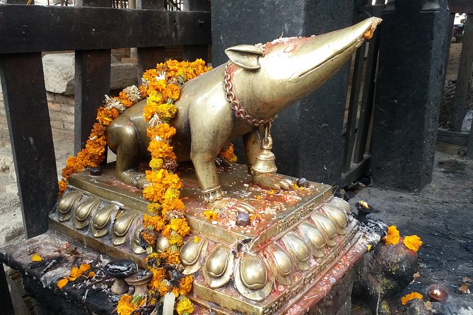 Walking tour of Kathmandu with awesome local guides - Indra Chowk: a market walk with a taste of Newari culture
